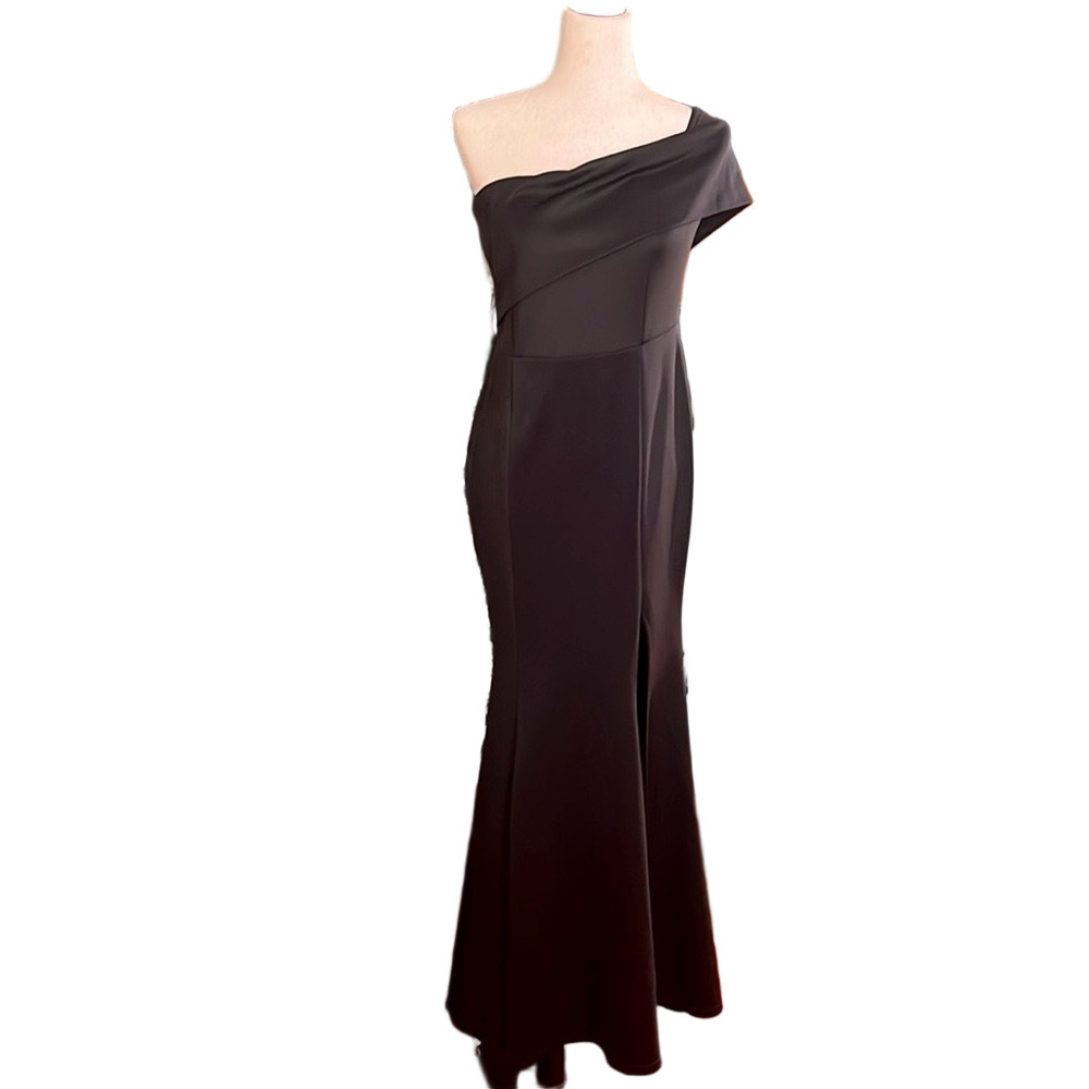 FORMAL Women’s Black Maxi Length One Shoulder side slit from hem Black Dress EUC - Picture 3 of 12